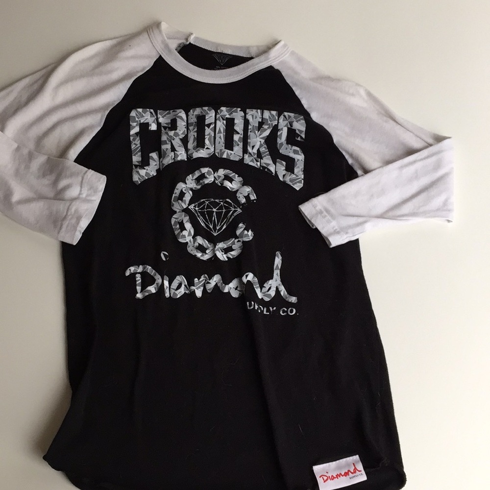 Crooks &Castles x Diamond Supply 3/4 sleeve shirt.